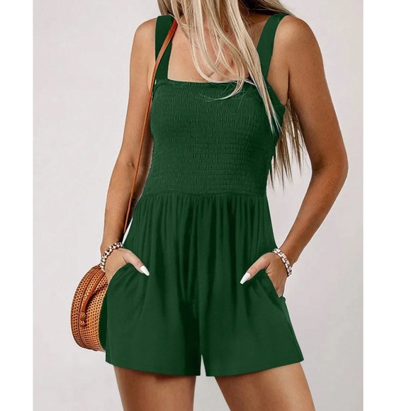 Boho Smocked Bodice Pockets Cami Solid Romper - Picture 5 of 7